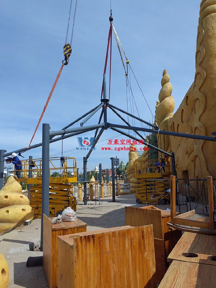上海海昌海洋公園鋼膜結構工程開始施工