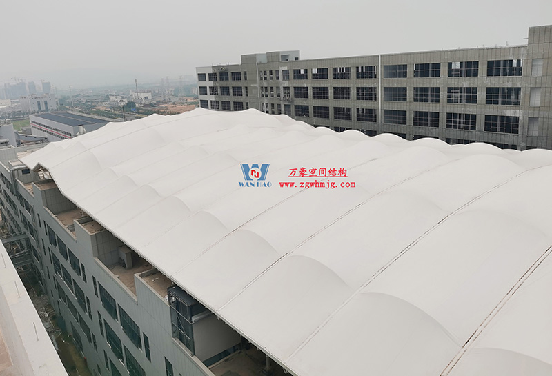 浙江真愛毯業科技有限公司廠房三屋面膜結構工程完工大吉! 浙江真愛毯業科技有限公司廠房三屋面膜結構工程完工大吉!