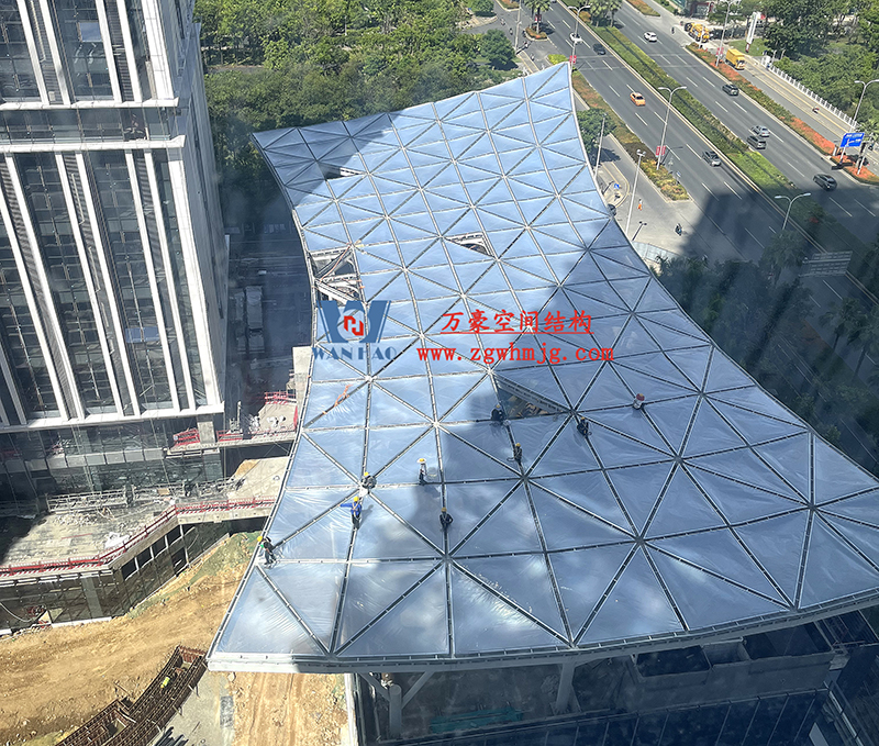 縱使烈日炎炎，腳步從未止歇！海南這個ETFE氣枕膜項目施工進度有最新消息