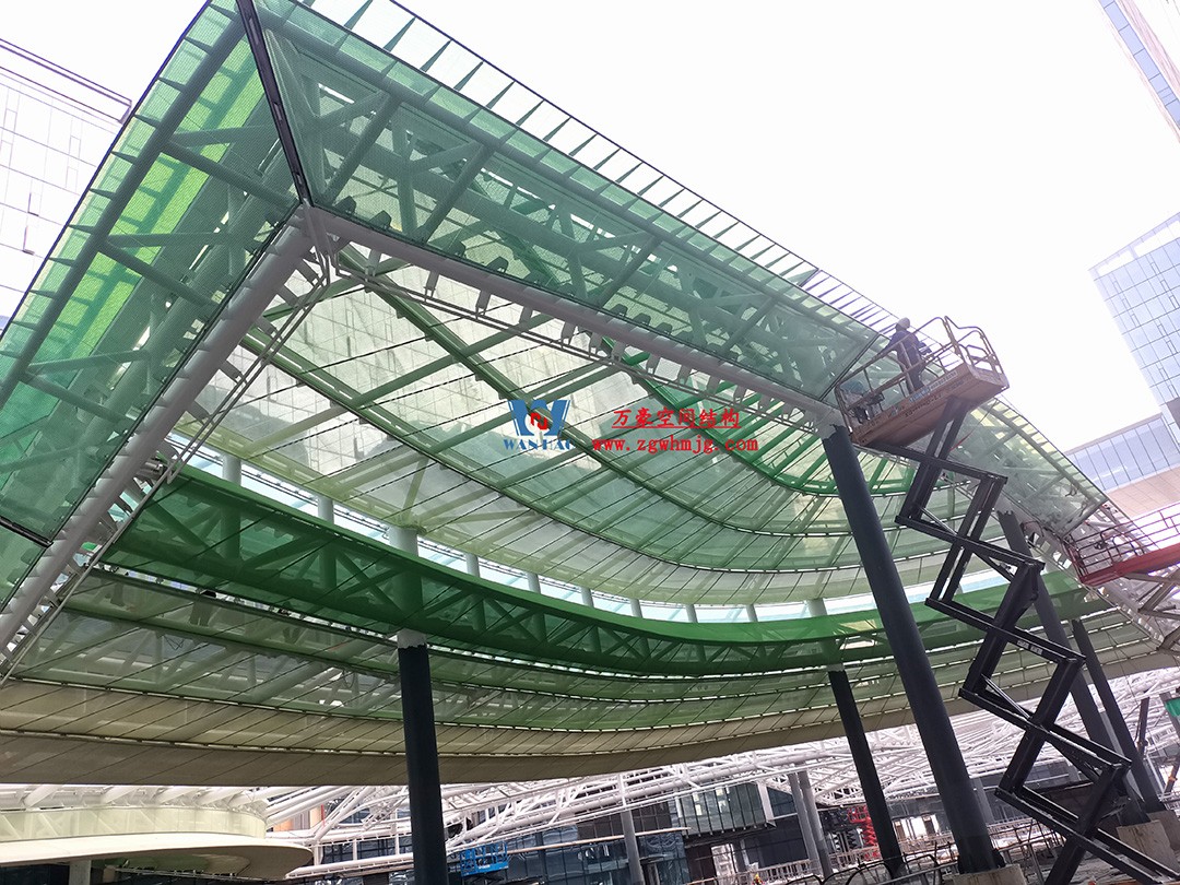 高效協作|勇于擔當—杭州博多森谷ETFE氣枕連廊天幕項目最新施工進展