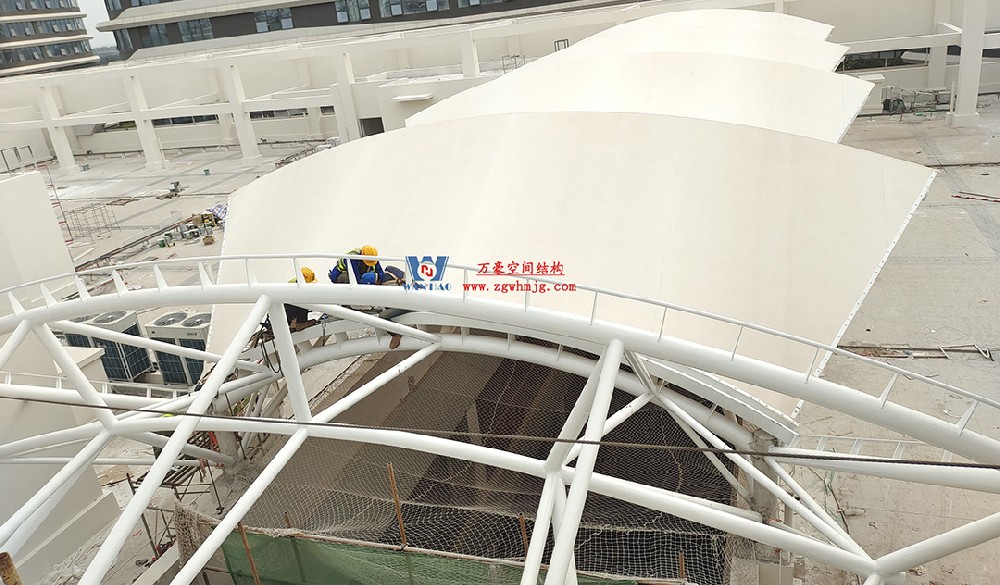 工程進度全速推進，PTFE膜材張拉在即！