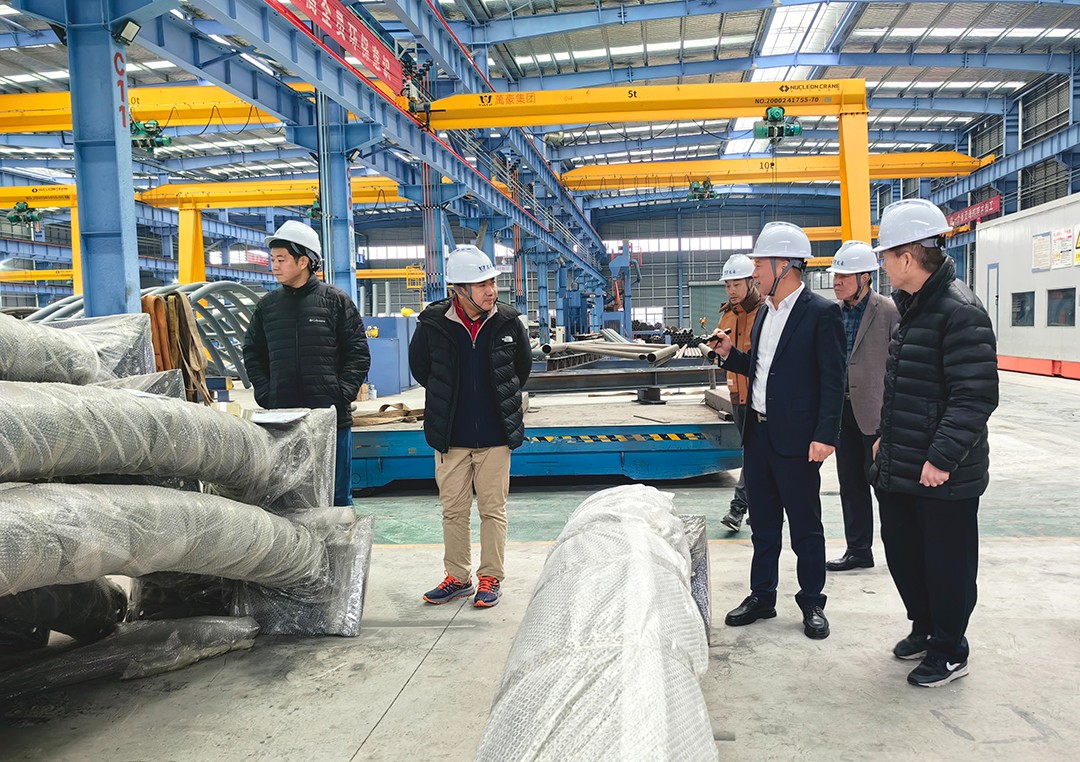 中國鋼結構協會空間結構分會領導專家一行蒞臨萬豪考察指導工作