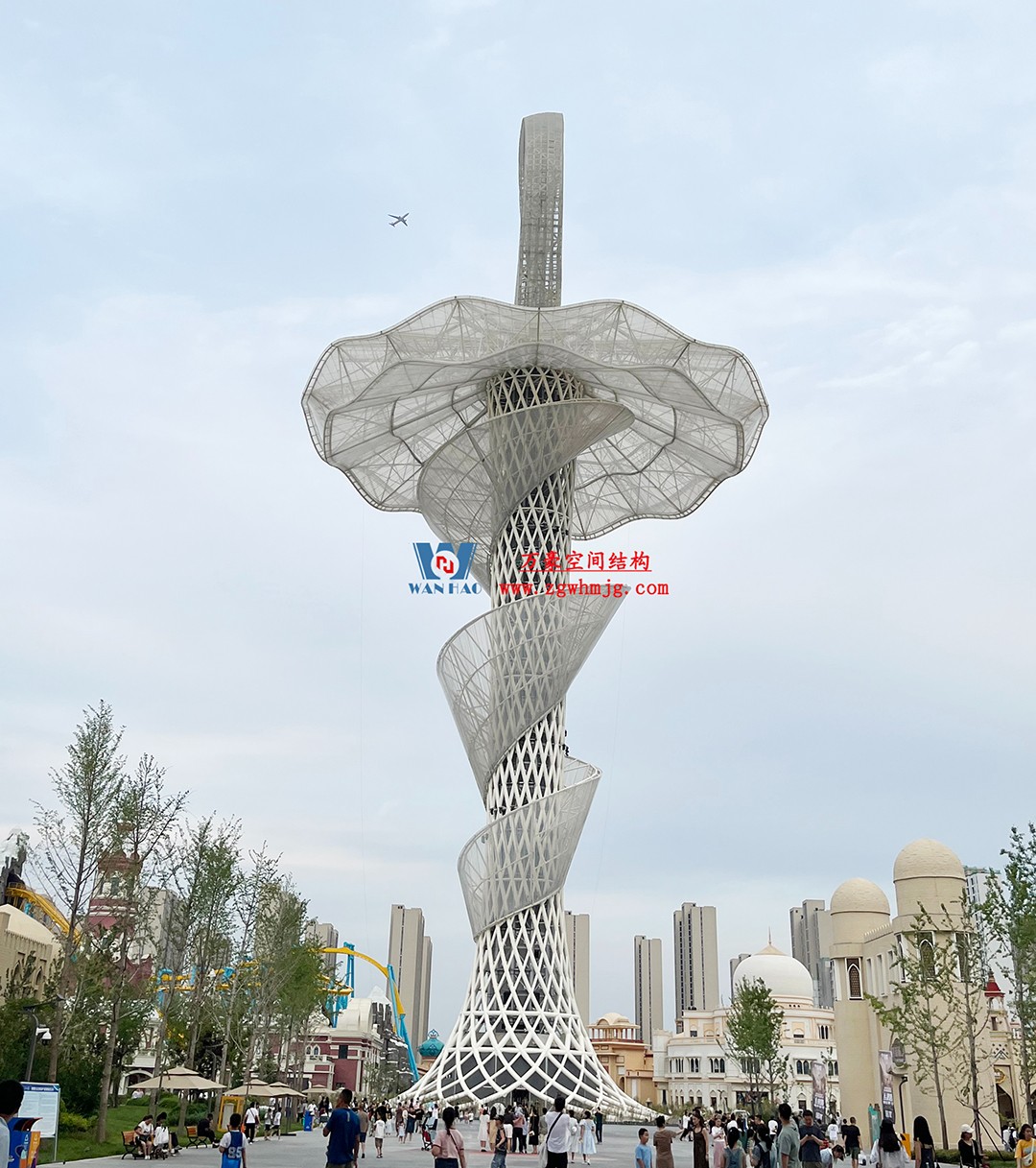 ETFE膜結構地標塔—以愛之名,點亮絲路歡樂世界 ETFE膜結構地標塔—以愛之名,點亮絲路歡樂世界