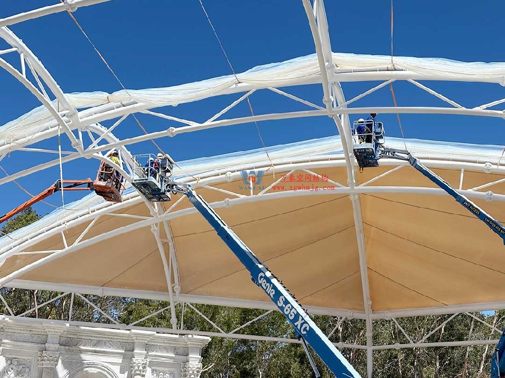 跨越山海的建筑新章！澳大利亞噴泉廣場天幕火熱建設中