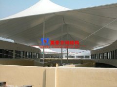 雨棚材料選哪種好？雨棚制作設計選膜結構有哪些優勢？