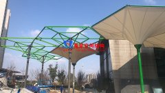 五鄉地鐵站傘狀PTFE膜結構工程鋼結構施工中